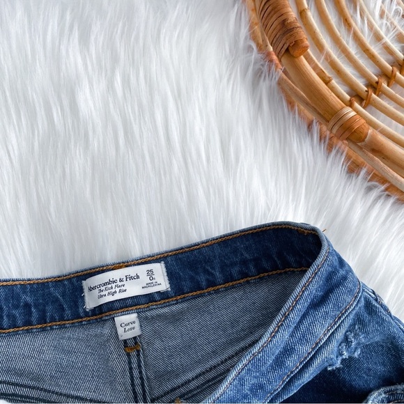 Abercrombie & Fitch The Kick Flare Ultra High Rise Jeans Button Fly Stretch 25 - Picture 9 of 14